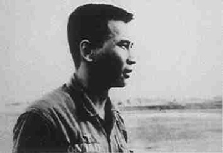 PhanXuanSinh.JPG (17712 bytes)